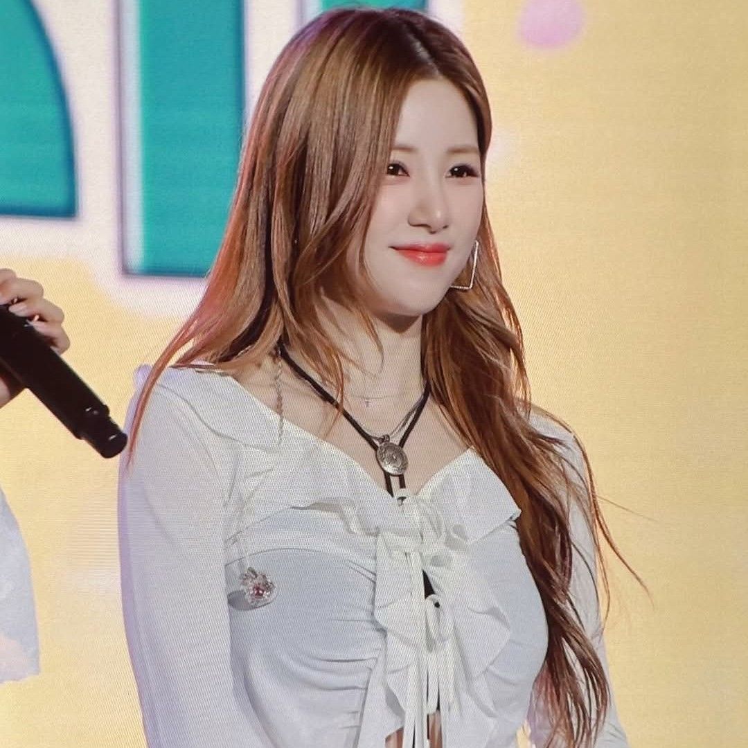 A moment captured by Park Chorong (Apink)'s fan