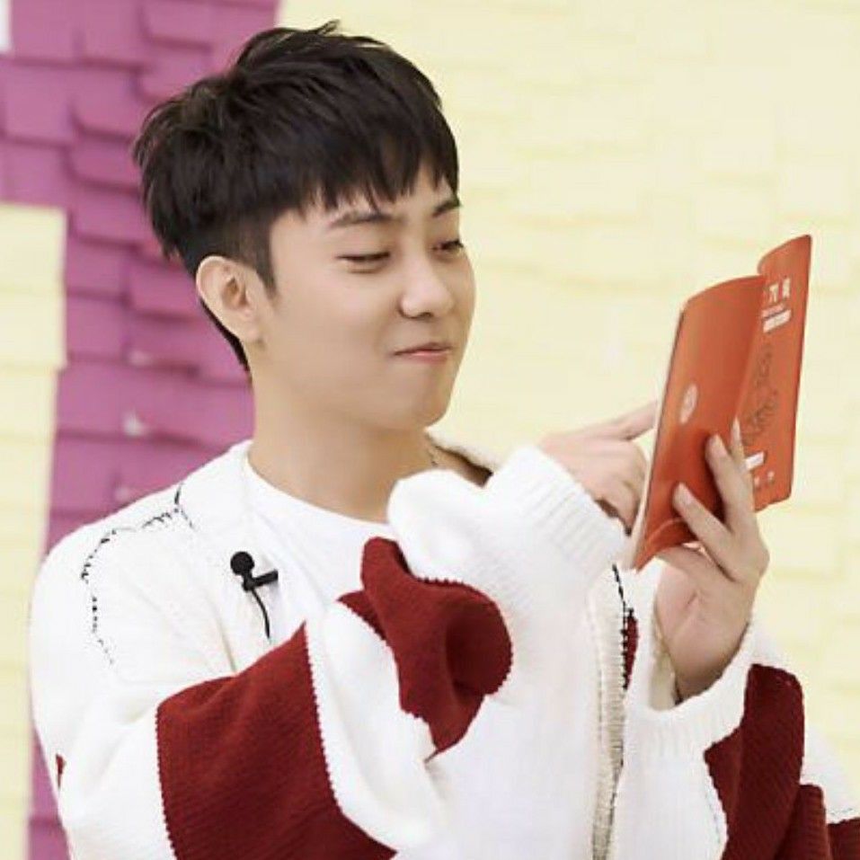 Latest photo of Eun Jiwon (SECHSKIES)