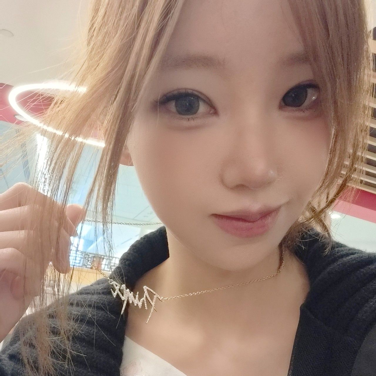 A moment captured by QWER's fan