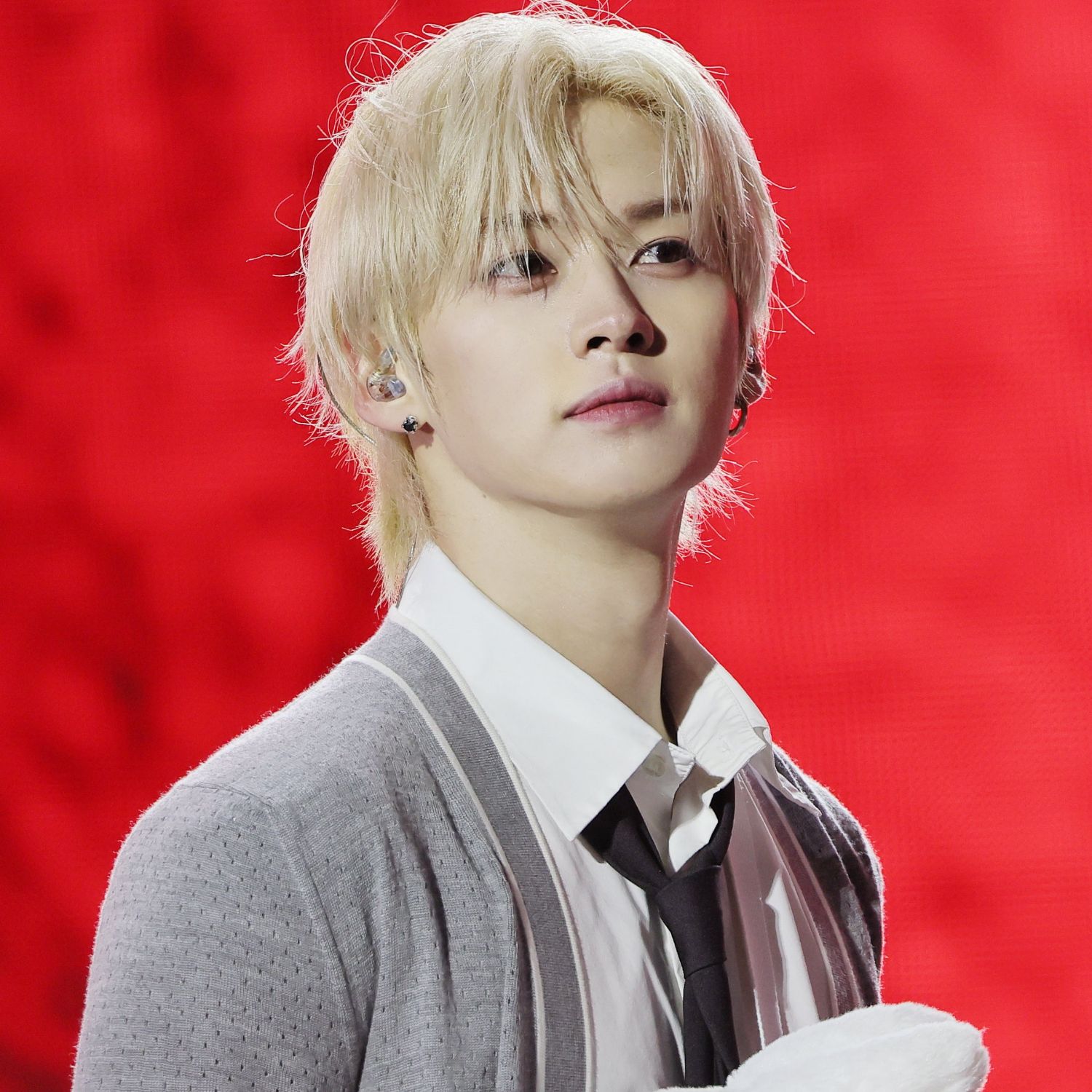 Behind-the-scenes cut of Lee Know (Stray Kids)