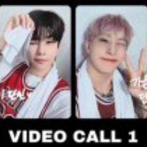 A moment captured by MJ (ASTRO)'s fan