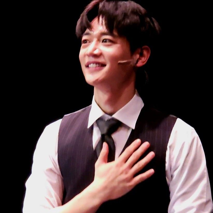 Latest photo of Minho (SHINee)