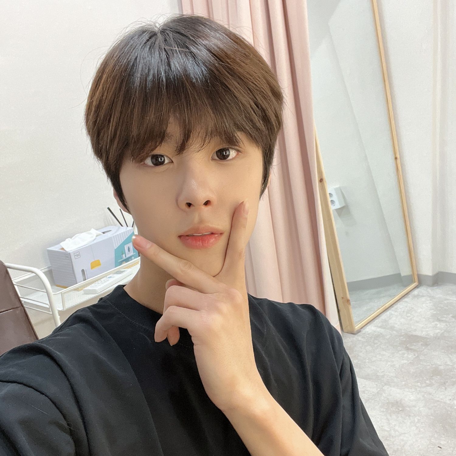 Latest photo of Kim Wooseok