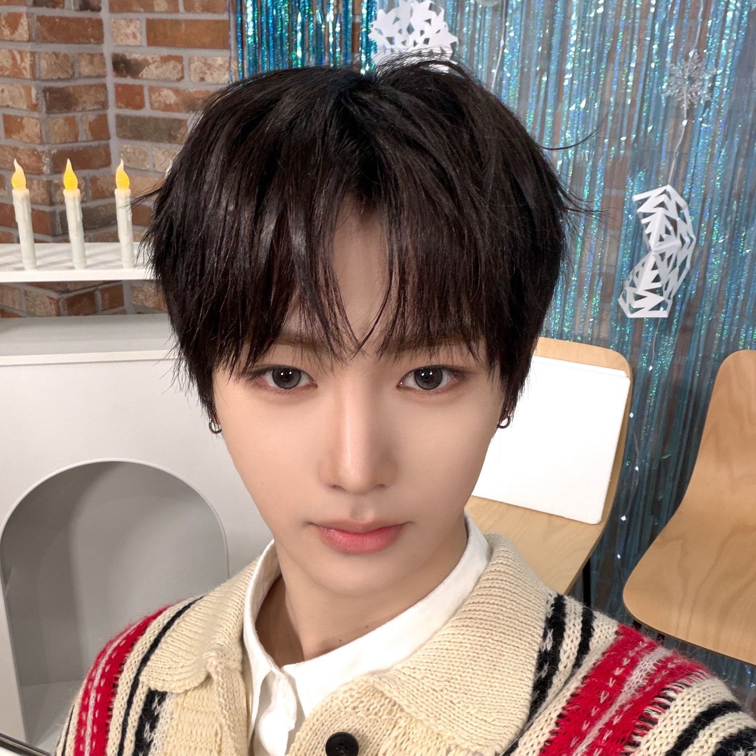 Recent activity shot of Zhou Anxin (ALPHA DRIVE ONE)