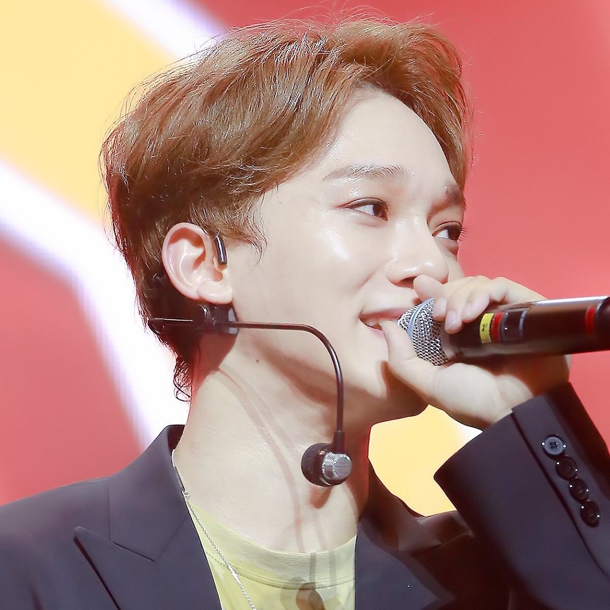 チェン (EXO)の舞台裏ショット