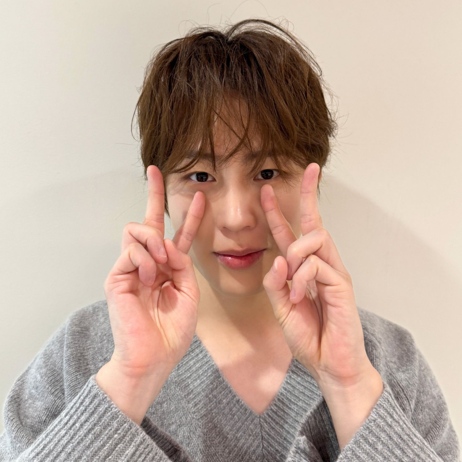 Recent activity shot of Ha Sungwoon