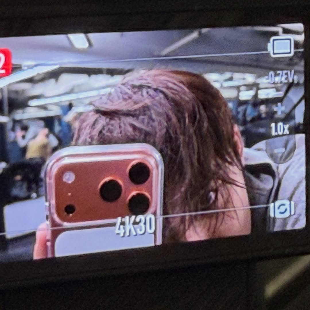 Foto aktivitas terbaru Mingyu (SEVENTEEN)