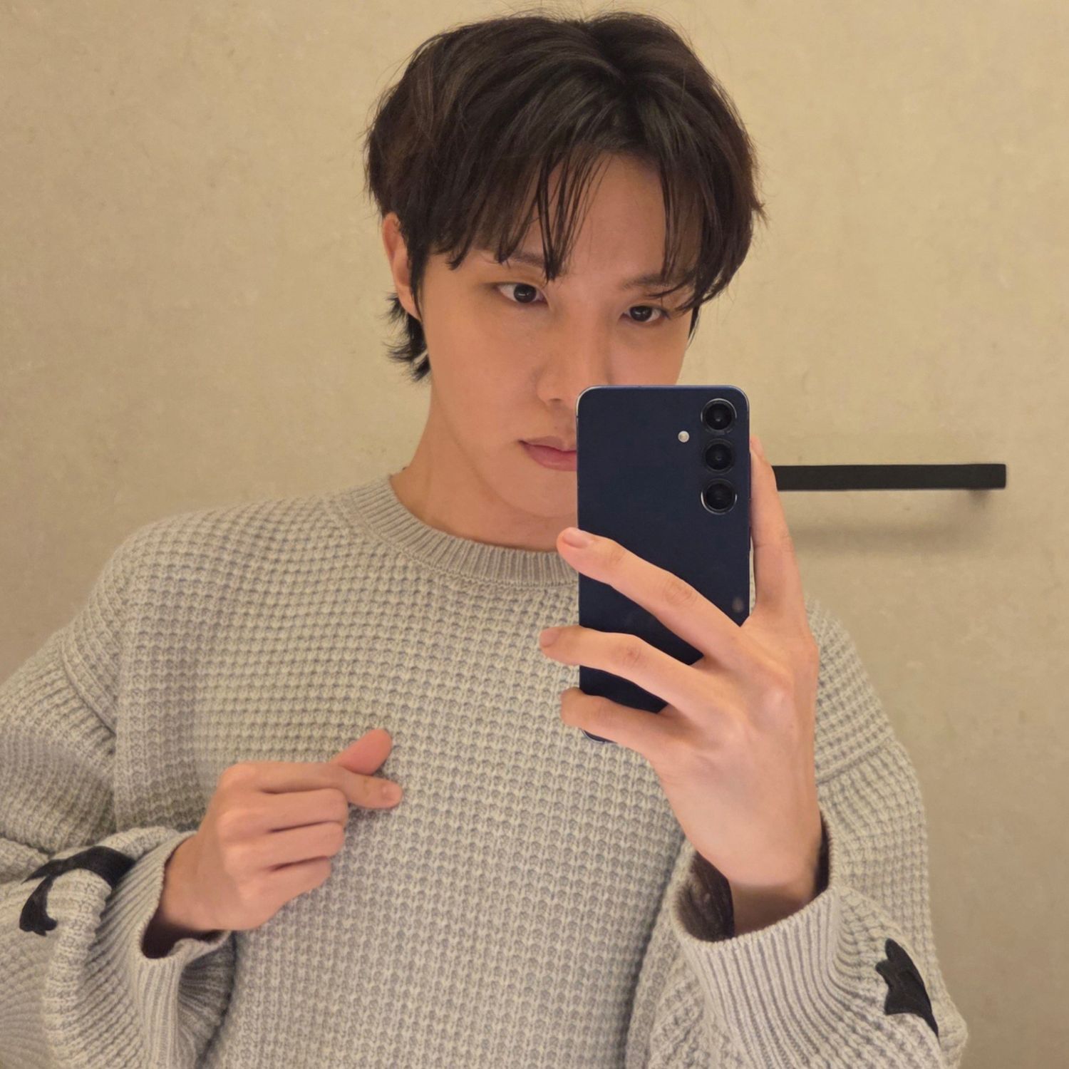 제이홉 (방탄소년단)의 비하인드 컷