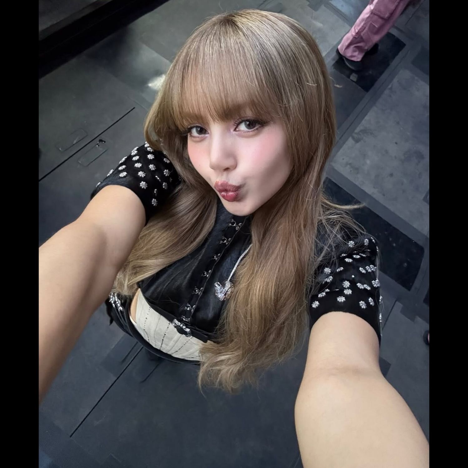 Behind-the-scenes cut of Lisa (BLACKPINK)