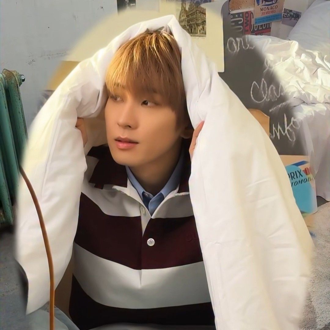 圓佑 (SEVENTEEN)的最新活動照片