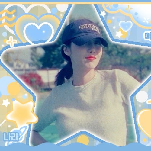 A moment captured by SinB (GFRIEND, VIVIZ)'s fan