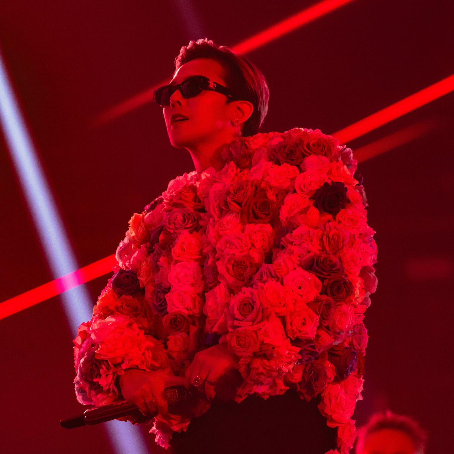 Behind-the-scenes cut of G-DRAGON (BIGBANG)