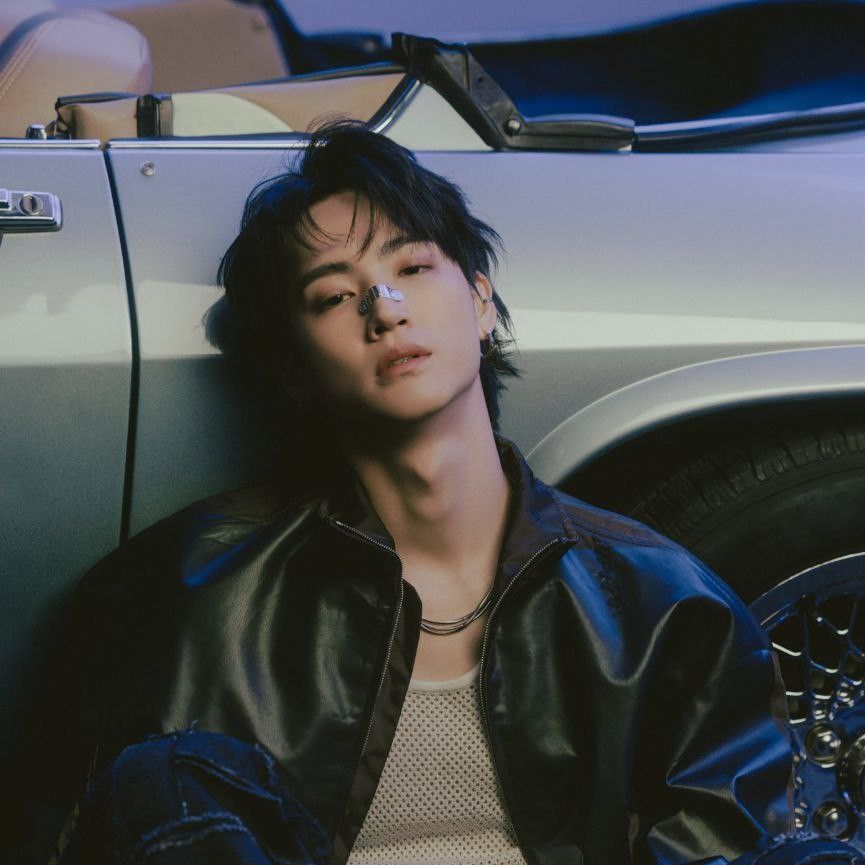 Latest photo of JAY B (GOT7)