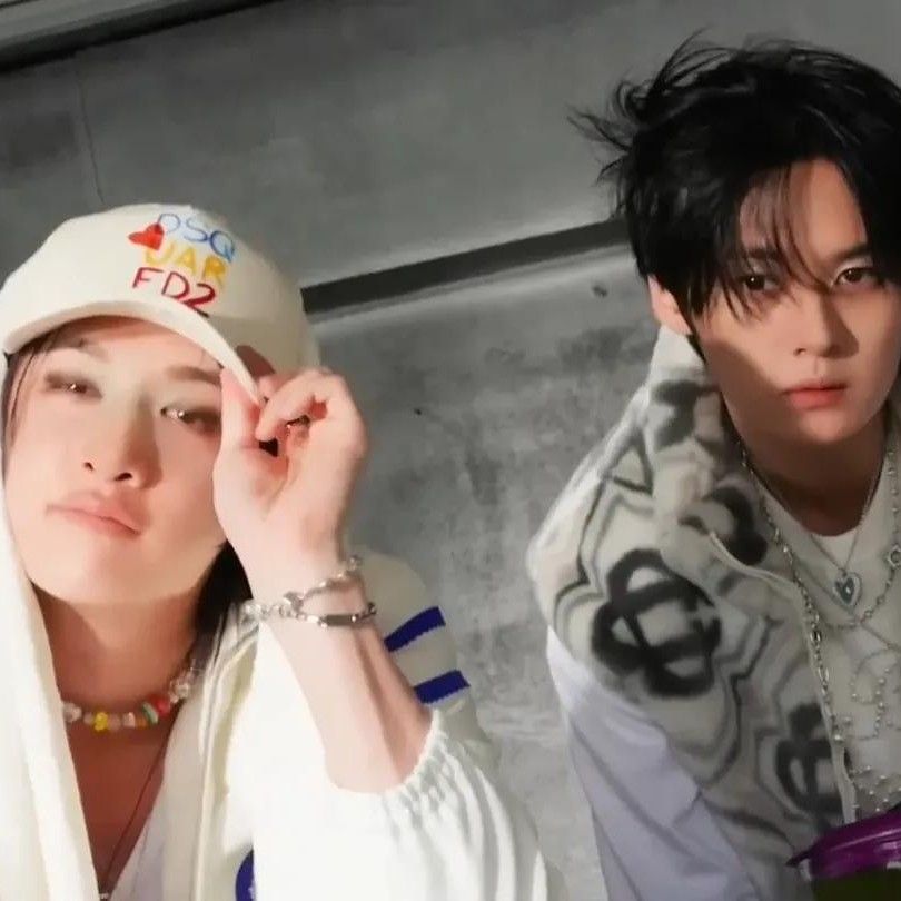 Lee Know (Stray Kids)的幕後花絮