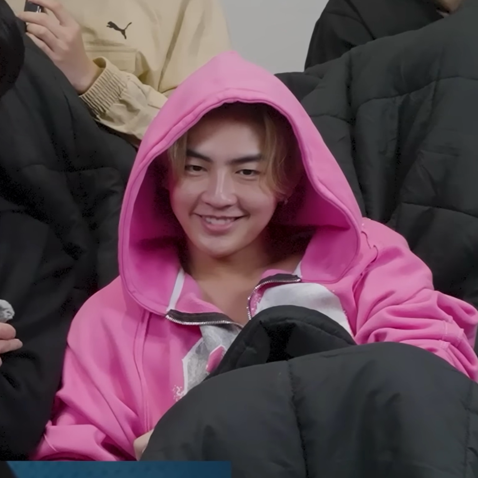 A moment captured by Heart (BUS)'s fan