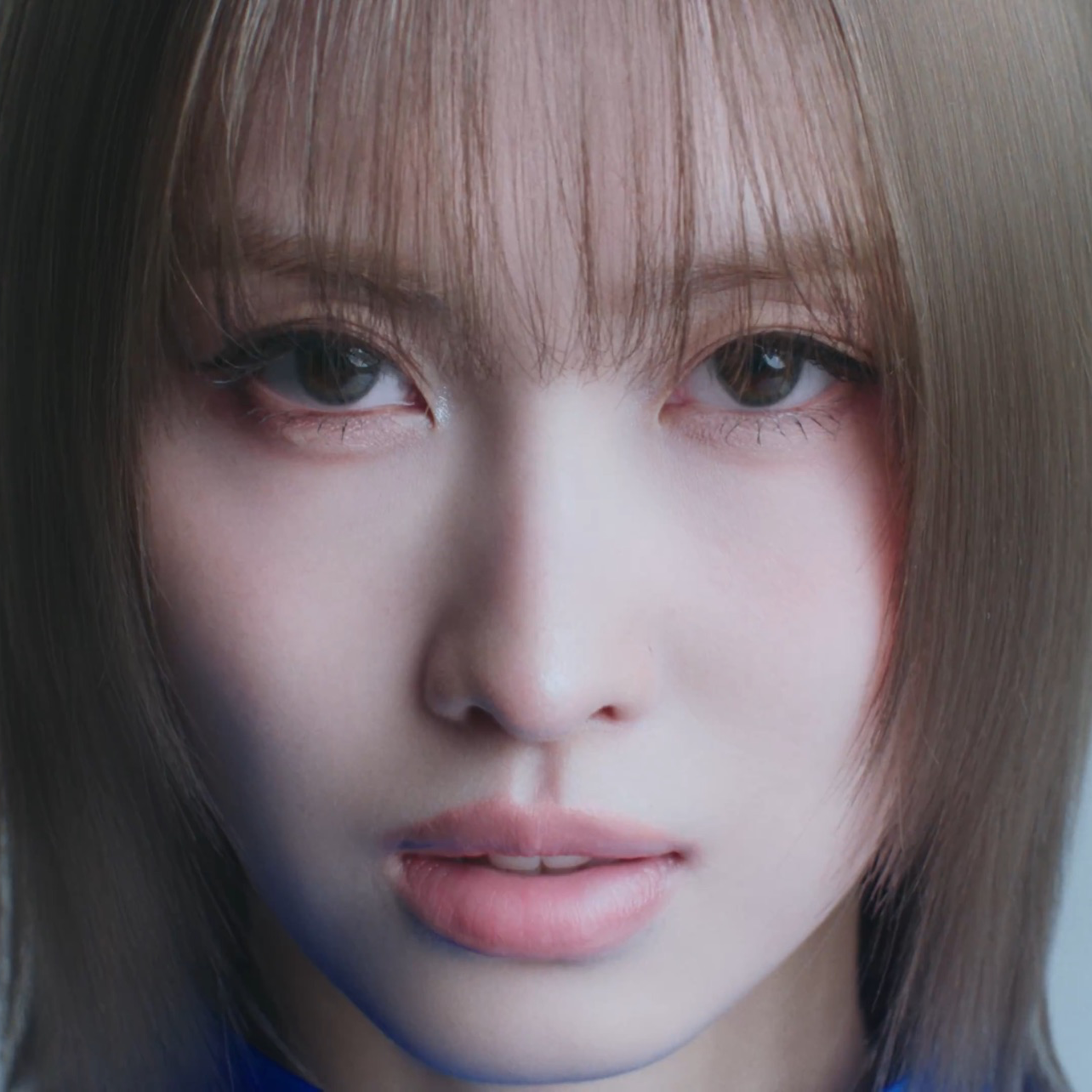 Foto aktivitas terbaru Momo (TWICE)