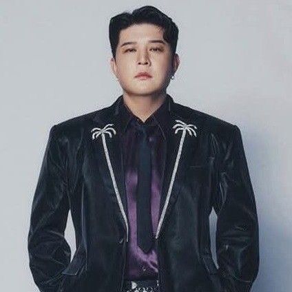 Behind-the-scenes cut of Shindong (Super Junior)