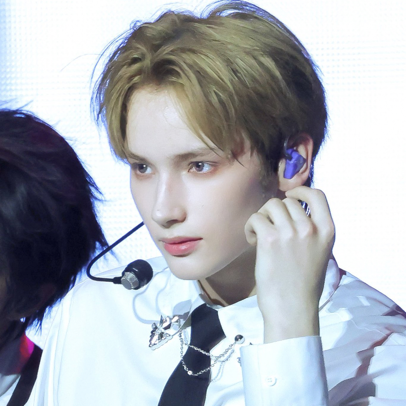 Behind-the-scenes cut of HueningKai (TOMORROW X TOGETHER)