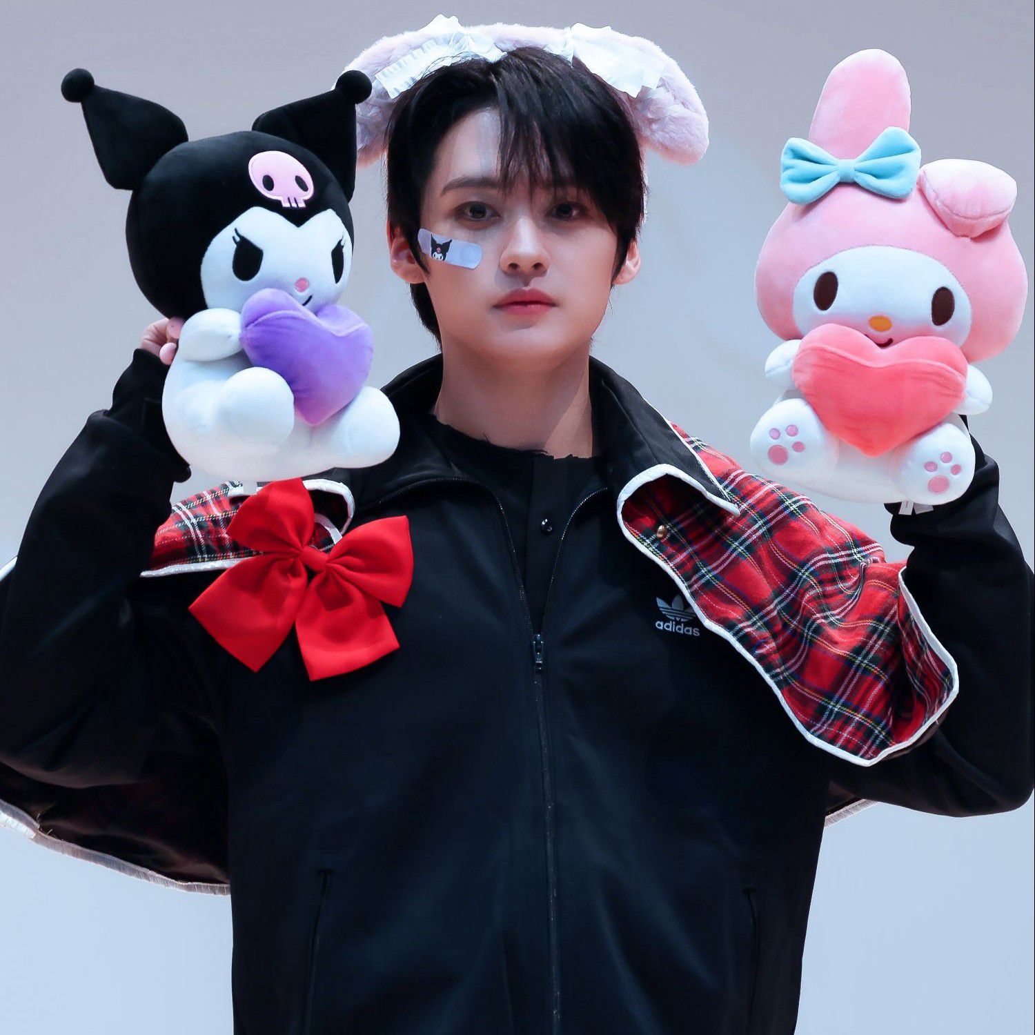 Recent activity shot of Lee Know (Stray Kids)