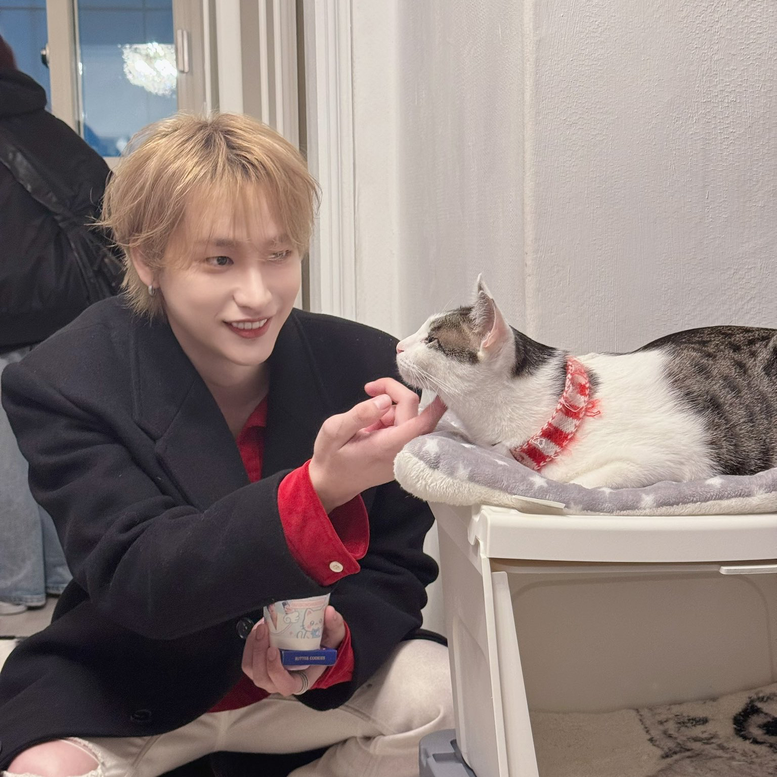 A moment captured by Nine (OnlyOneOf)'s fan