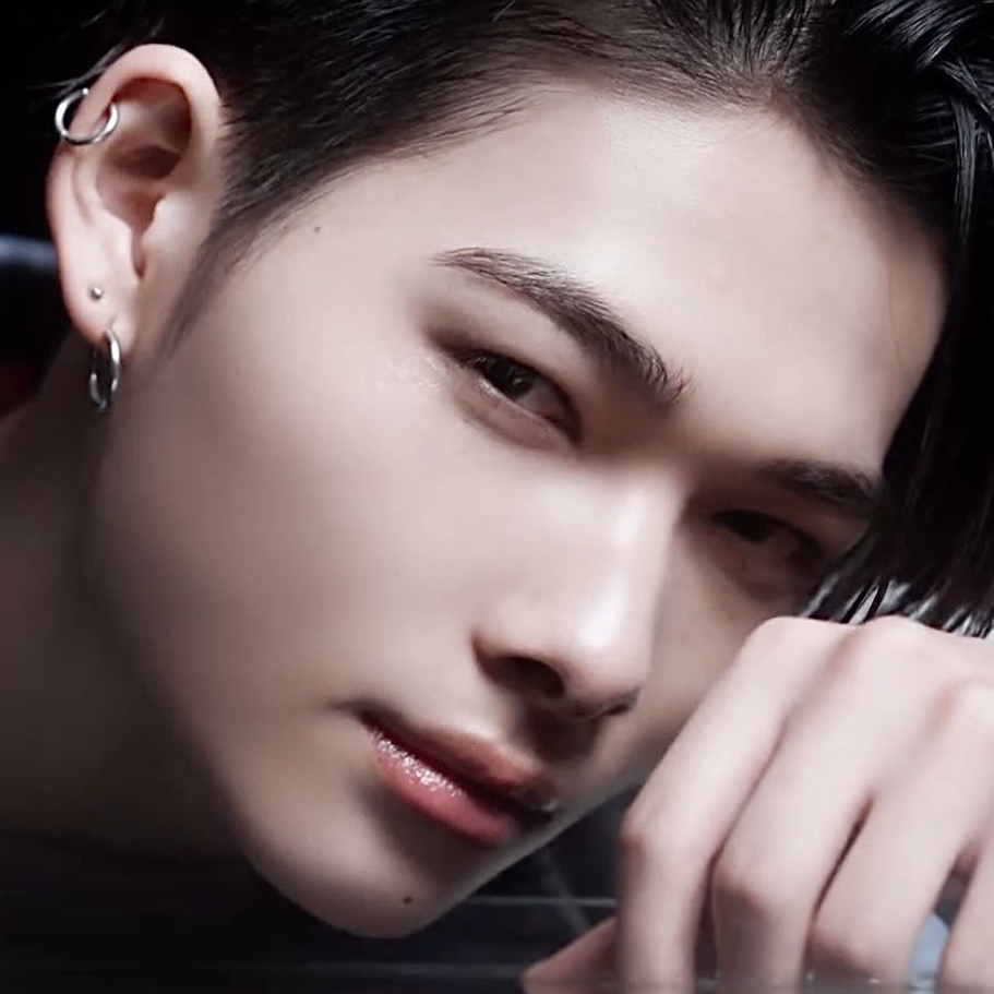 NI-KI (ENHYPEN)的最新活動照片