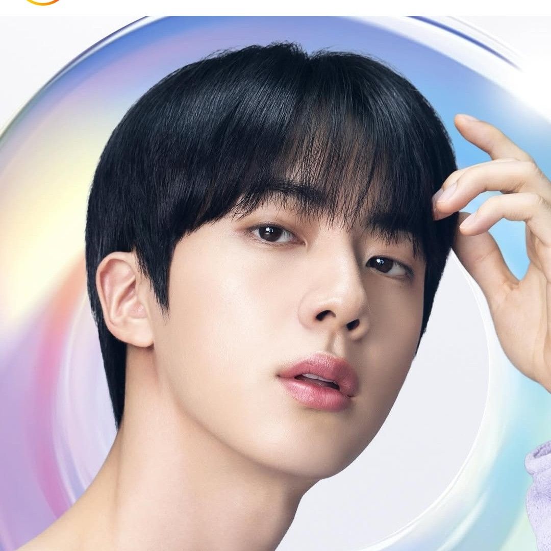 Behind-the-scenes cut of Jin (BTS)