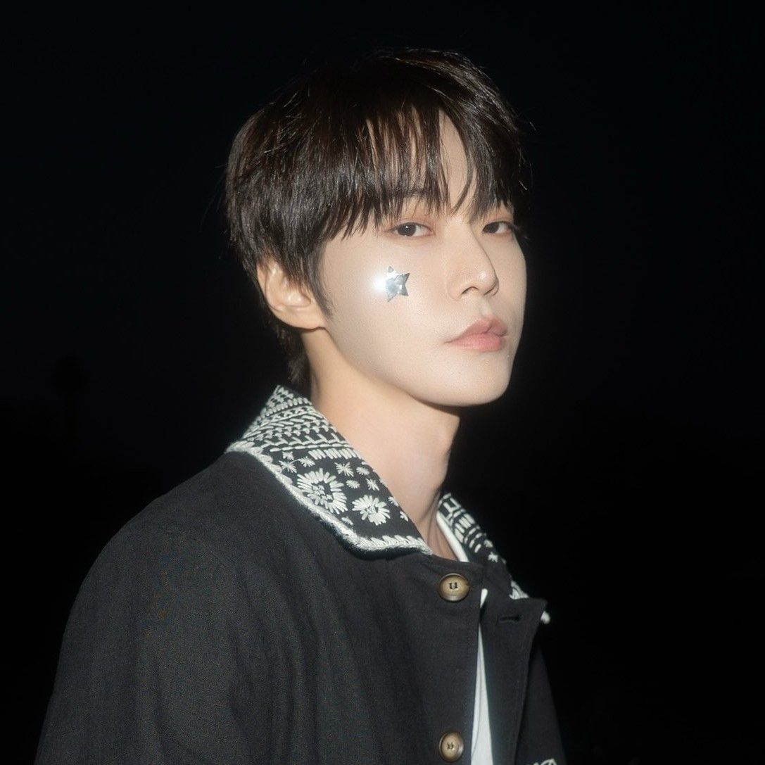 Latest photo of Doyoung (NCT 127)