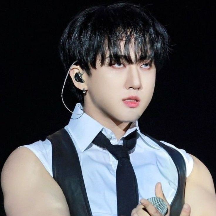 Latest photo of Changbin (Stray Kids)