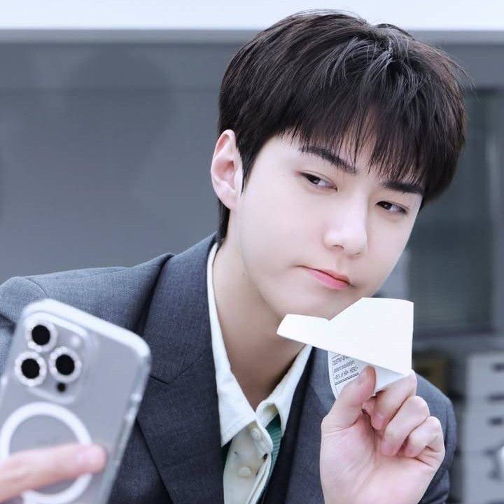 Potret di balik layar Sehun (EXO)