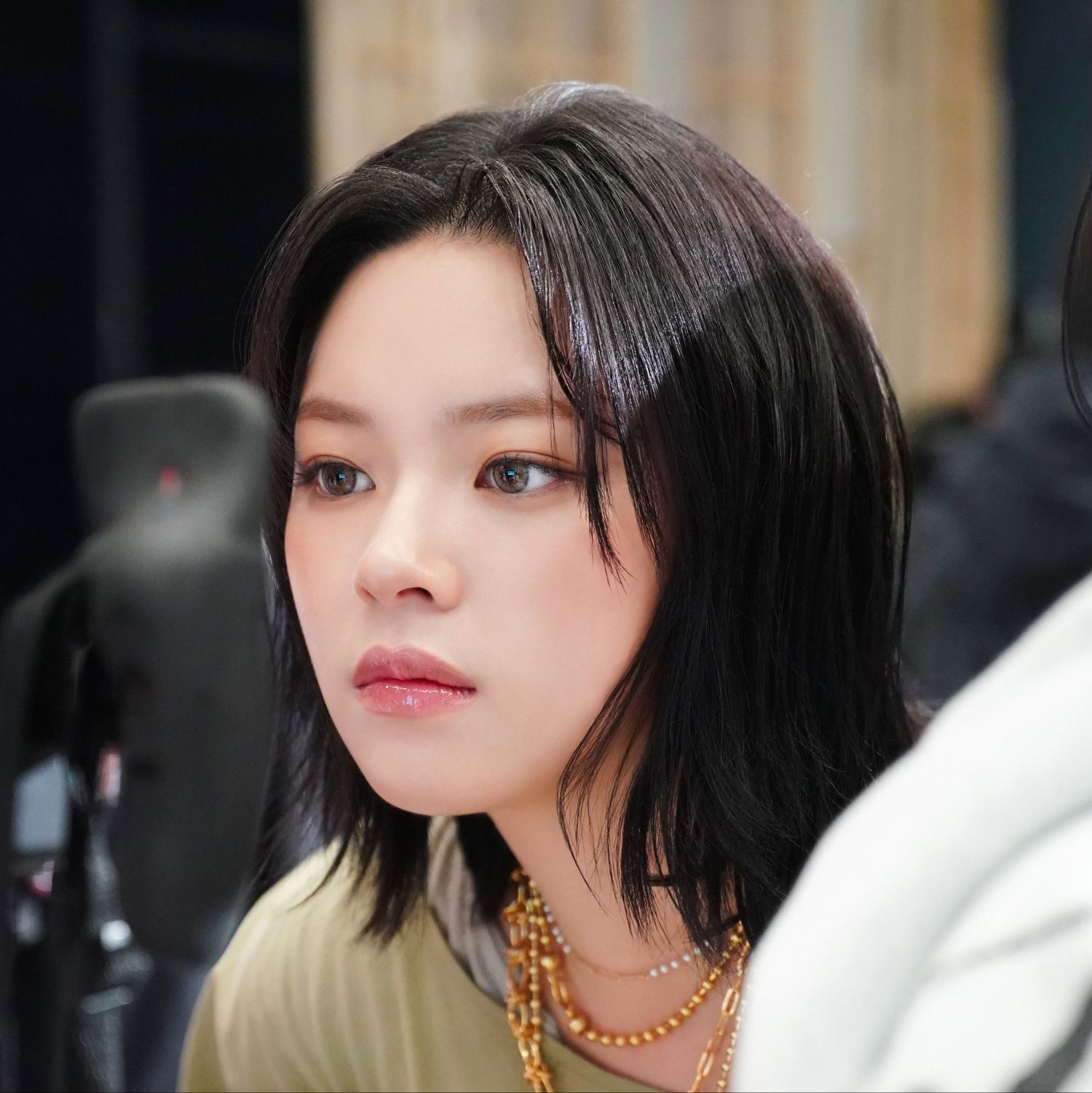 Behind-the-scenes cut of Jeongyeon (TWICE)