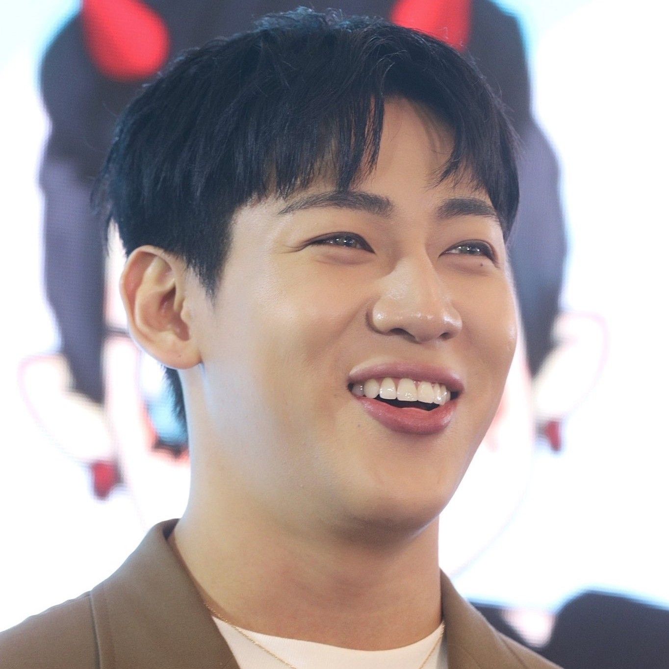 Latest photo of Bambam (GOT7)