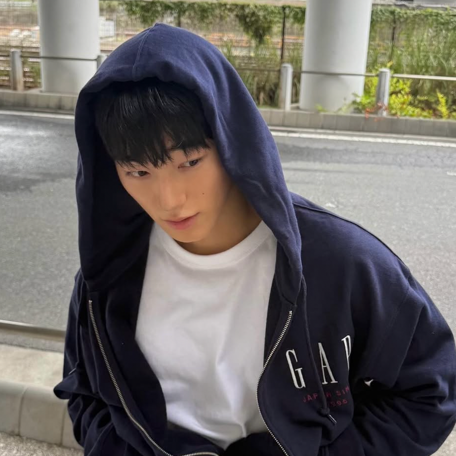 A moment captured by San (ATEEZ)'s fan