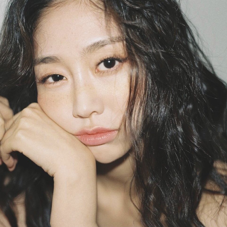 Behind-the-scenes cut of Seo Jisu (Lovelyz)
