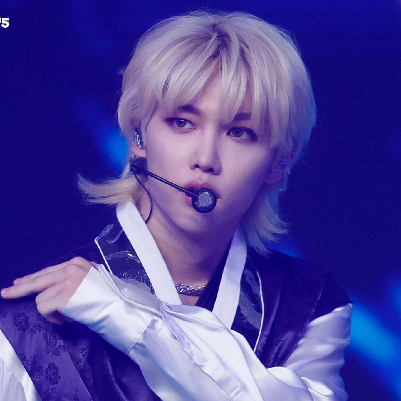 필릭스 (Stray Kids)의 최신 사진