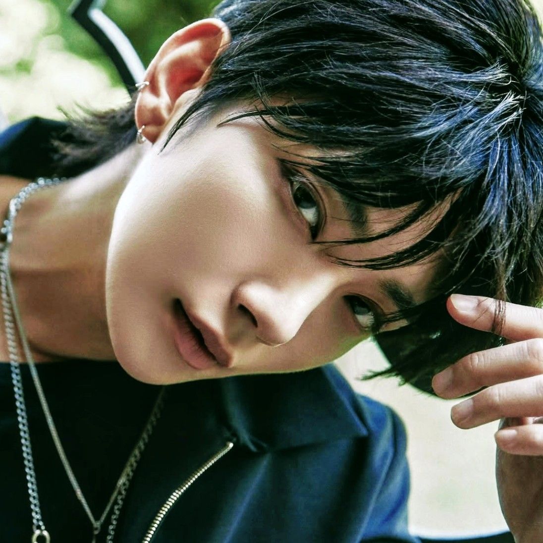 Behind-the-scenes cut of Joshua (SEVENTEEN)