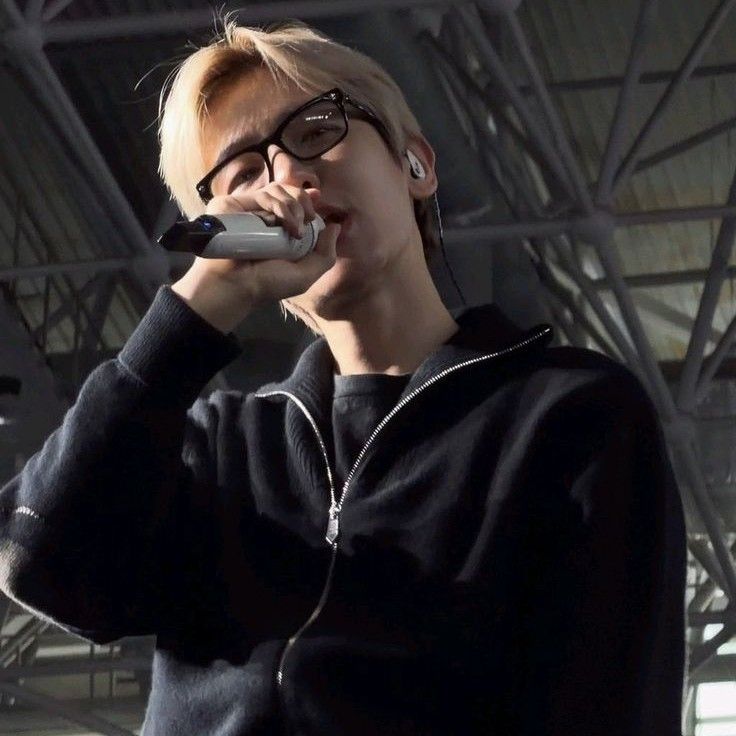 伯賢 (EXO)的最新照片