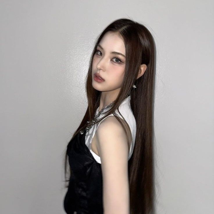 마이 (izna)의 비하인드 컷