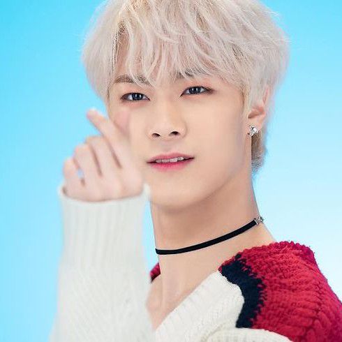 Behind-the-scenes cut of Moonbin (ASTRO)