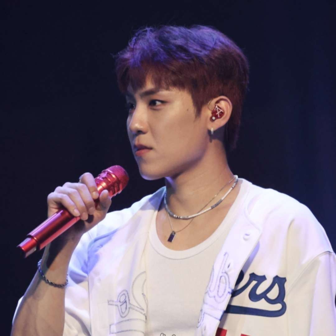 Recent activity shot of Park Woojin (AB6IX)