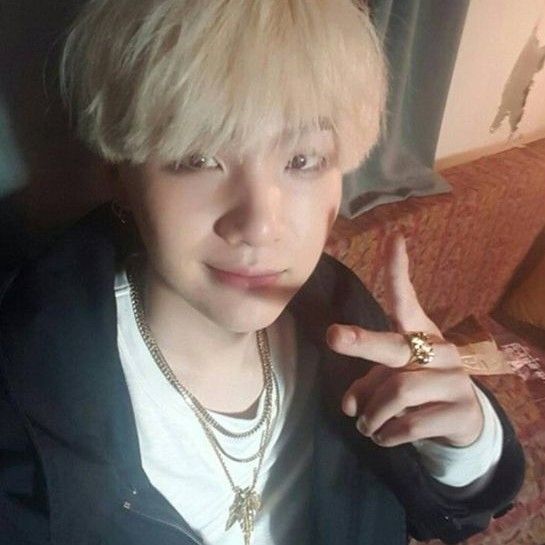 Behind-the-scenes cut of SUGA (BTS)