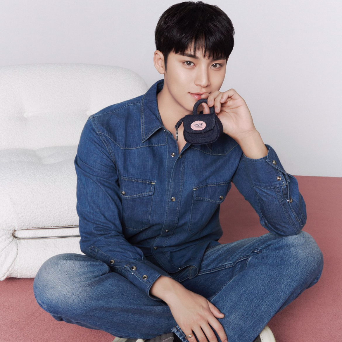 Latest photo of Mingyu (SEVENTEEN)