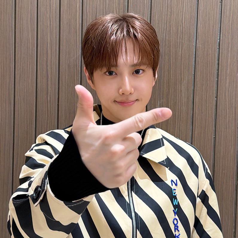 A moment captured by Suho (EXO)'s fan