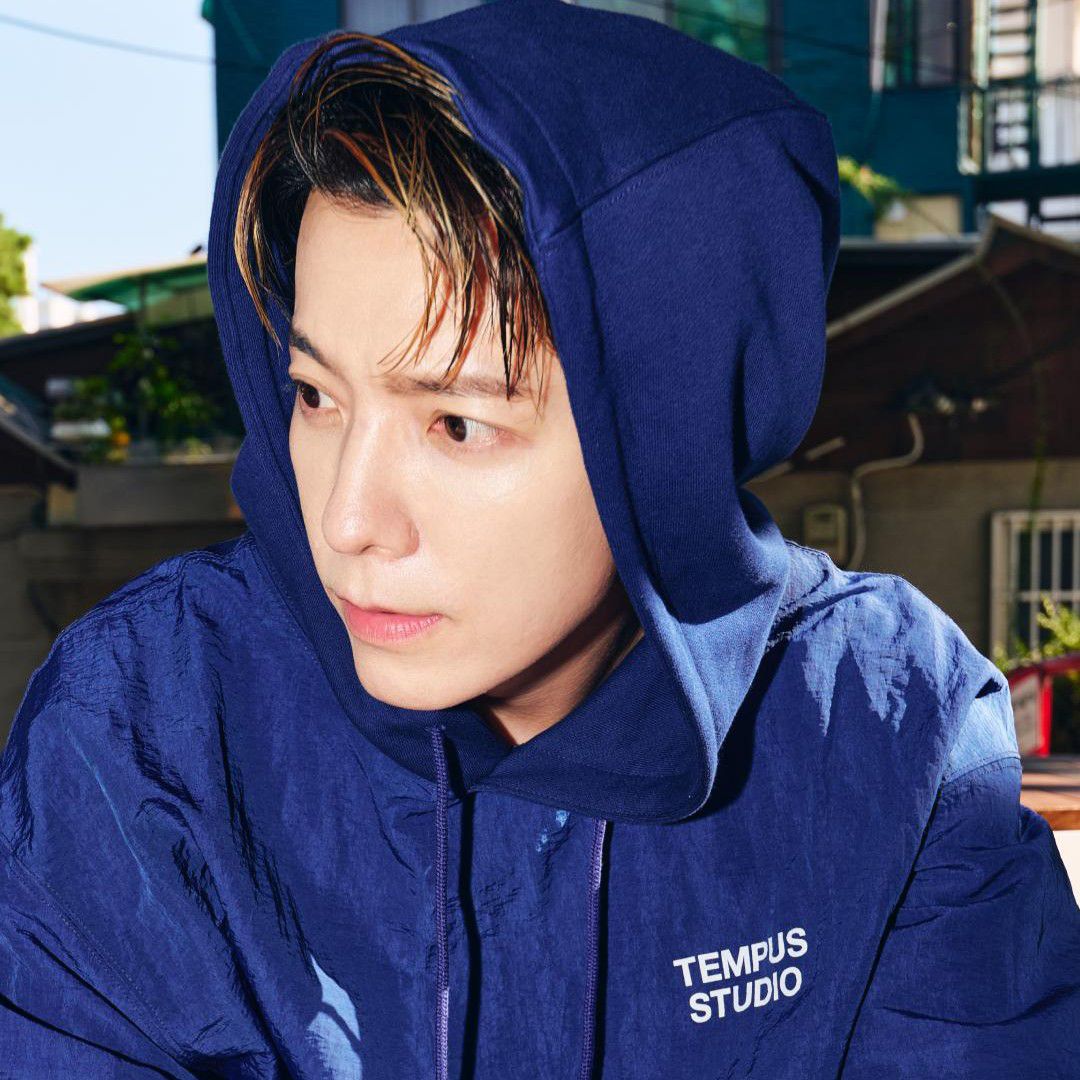 A moment captured by Donghae (Super Junior)'s fan