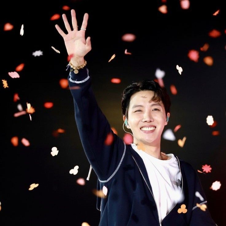 Behind-the-scenes cut of j-hope (BTS)