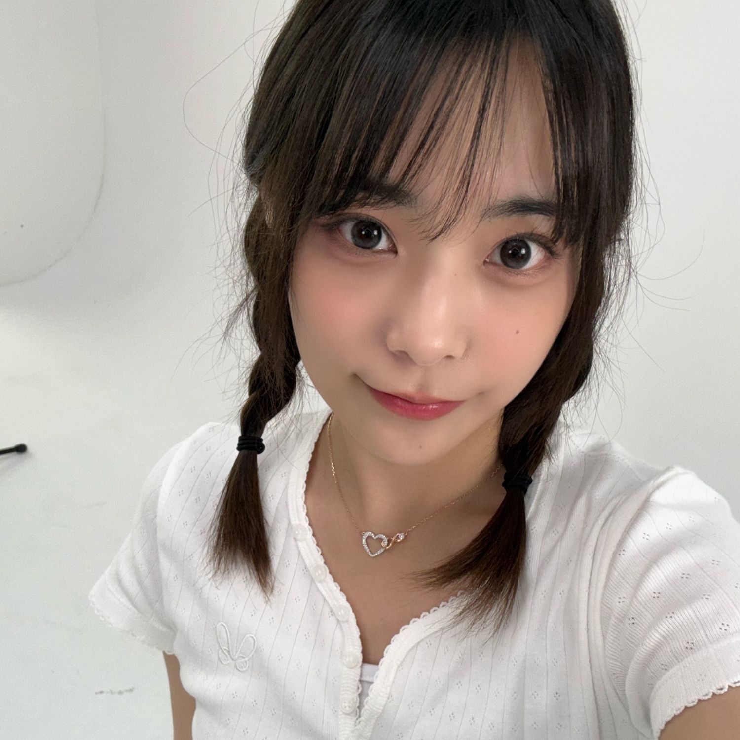 始燕 (QWER)的最新照片