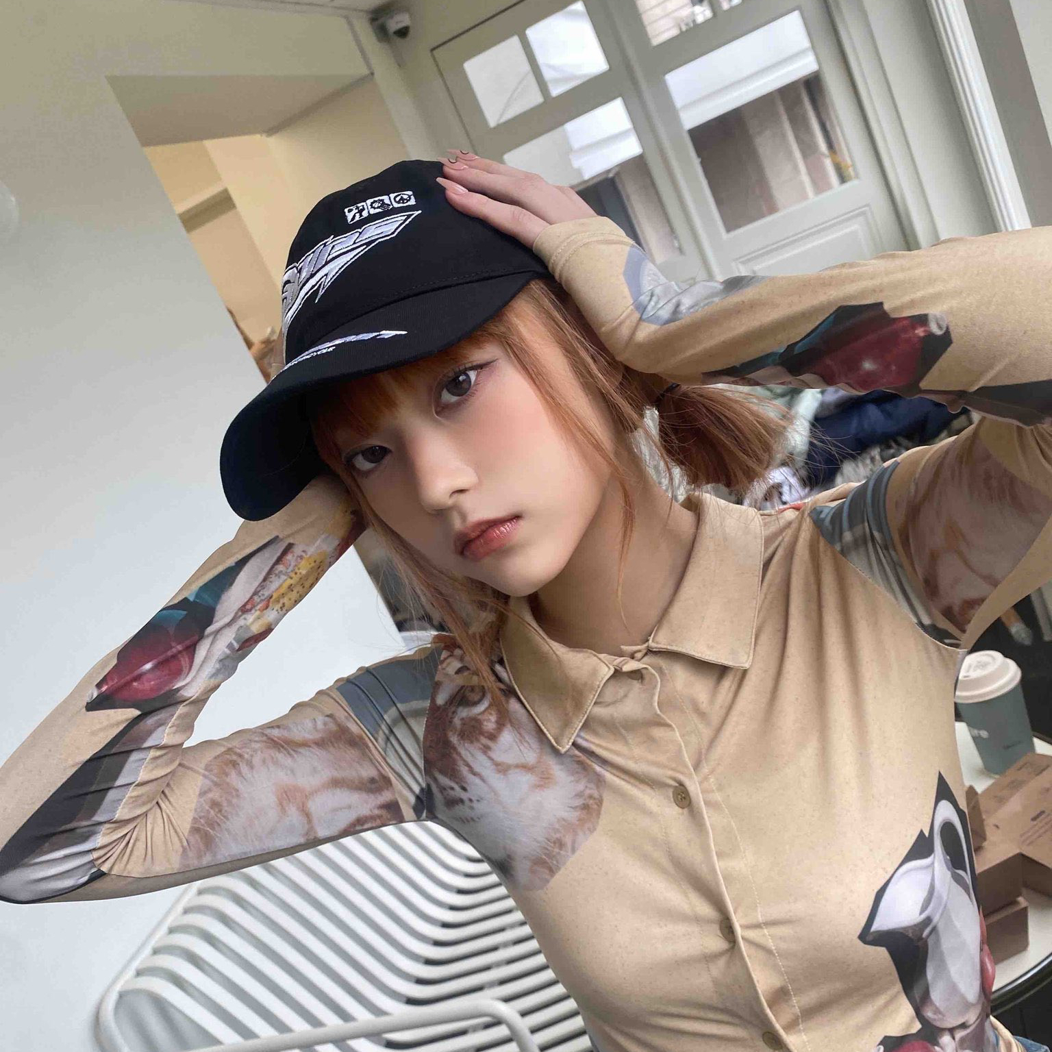 Behind-the-scenes cut of Haerin (NewJeans)