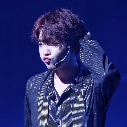 A moment captured by Jeong Sewoon's fan