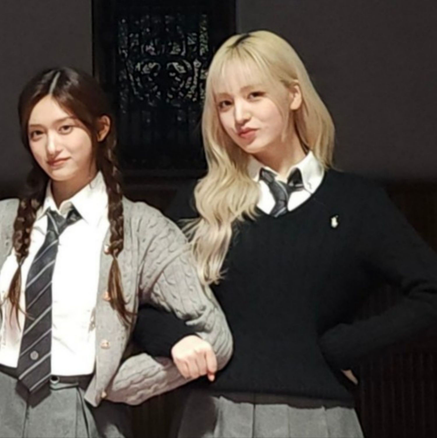 Behind-the-scenes cut of IVE