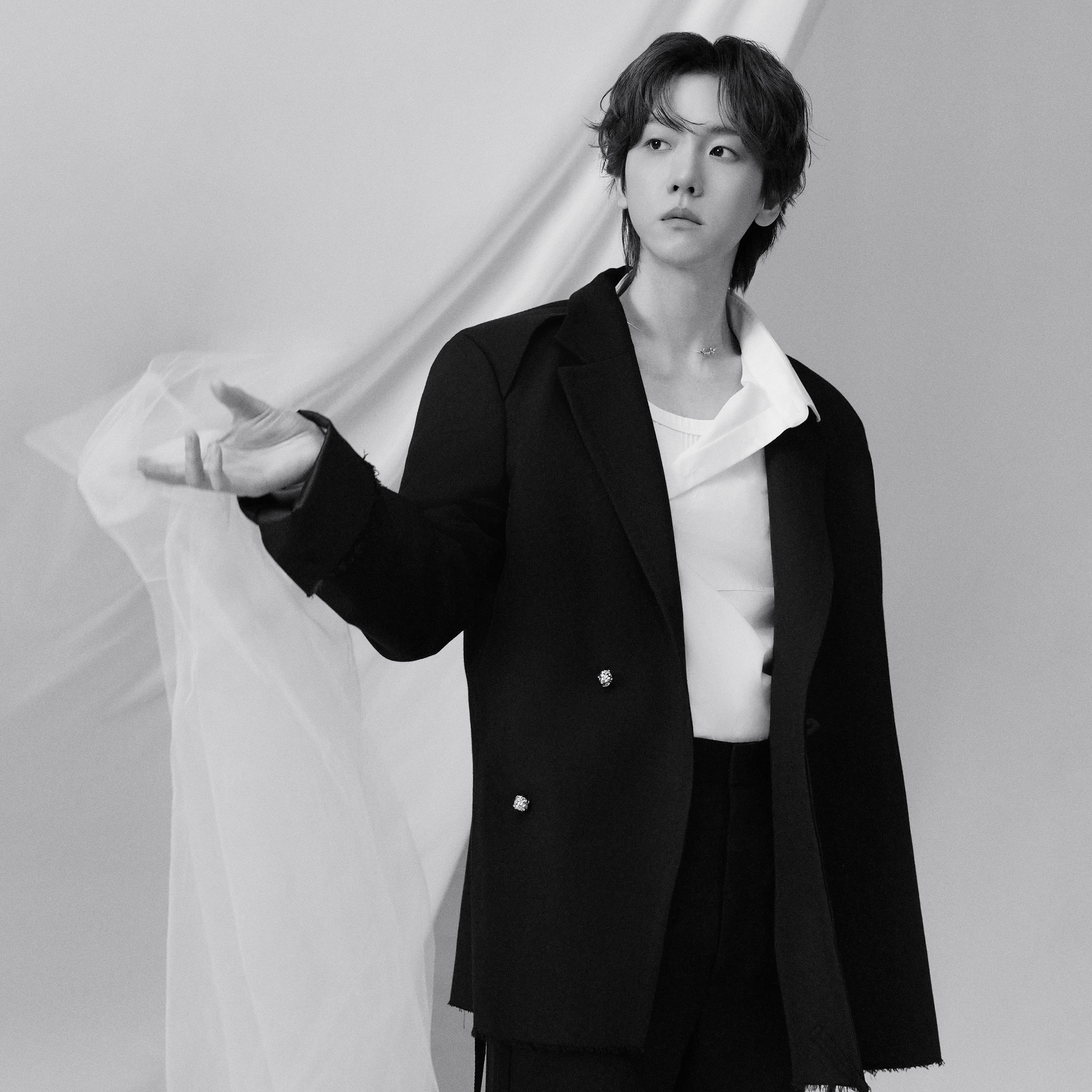 Behind-the-scenes cut of Baekhyun (EXO)