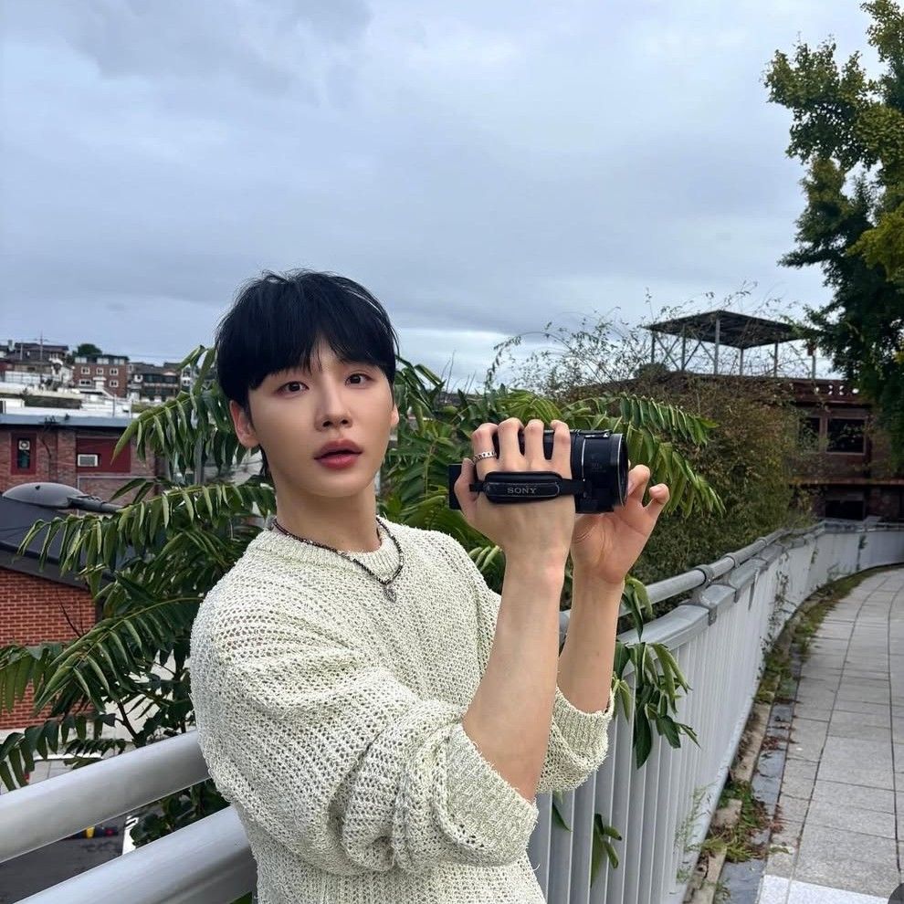 Behind-the-scenes cut of Jeon Woong (AB6IX)